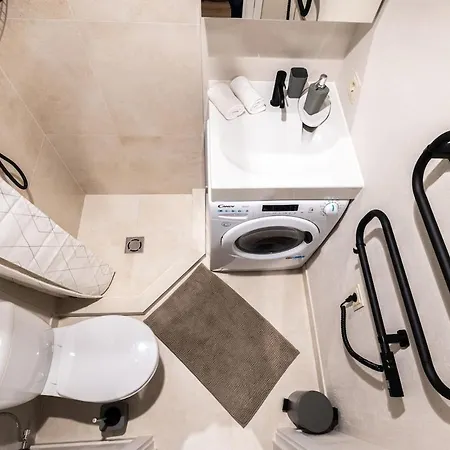 Apartamento Stylish Brown Near The Center *
